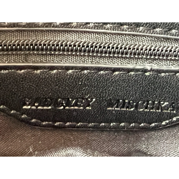 Badgley Mischka Purse Shoulder Bag Black Quilted Gold Chain Pockets - Picture 7 of 9